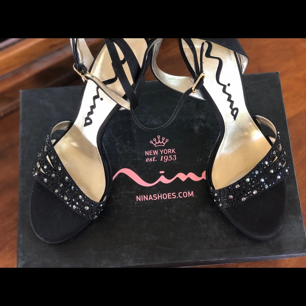 Nina Gideon rhinestone blk satin/silk heels, NICE - Picture 4 of 6